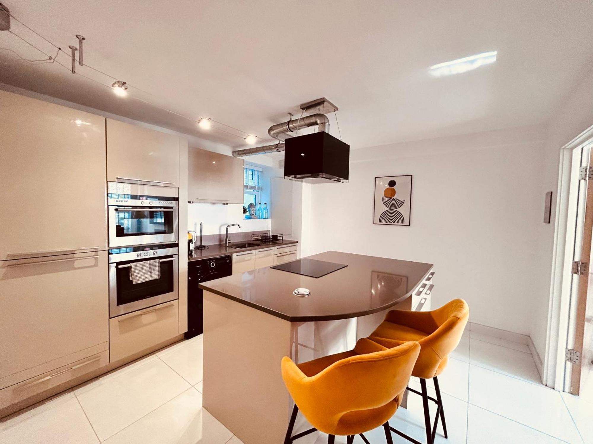 Stunning Spacious B.Apt. Slps.4 London Eksteriør billede