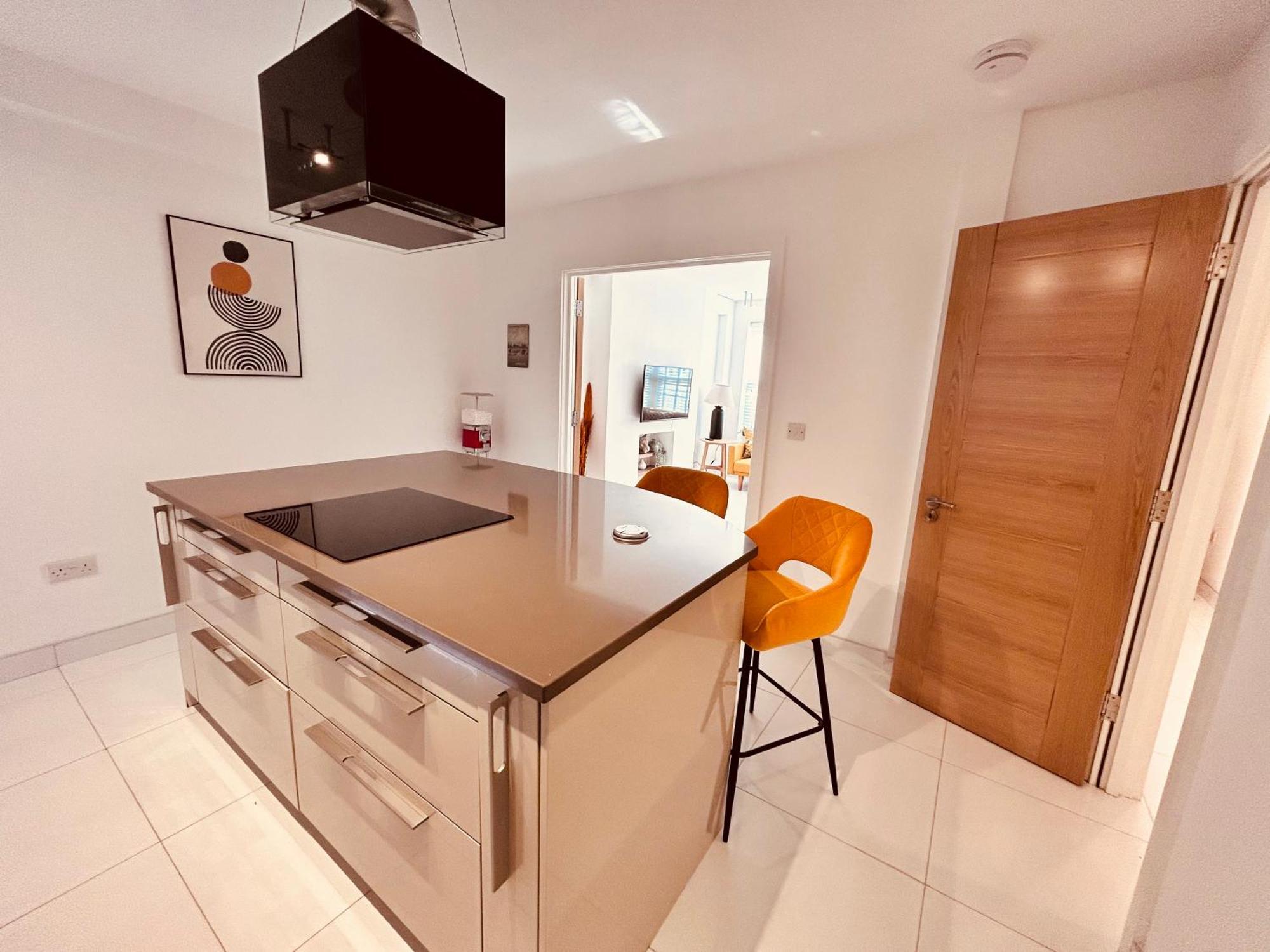 Stunning Spacious B.Apt. Slps.4 London Eksteriør billede